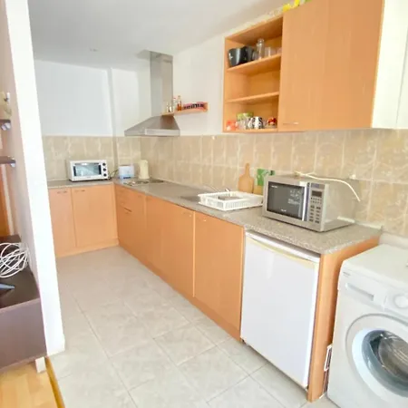 Apartment три комнаты на солнечном берегу *